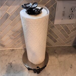 Michael Aram Black and Silver Blossom Paper Towel Holder